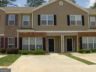 221 SHENANDOAH Drive, Riverdale, GA 30274