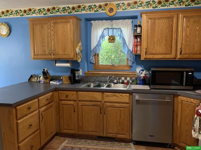 1552 Brewer Drive, Fremont, NE 68025
