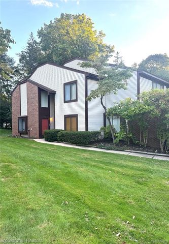 24153 Evergreen Road, Southfield, MI 48075