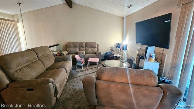 24153 Evergreen Road, Southfield, MI 48075