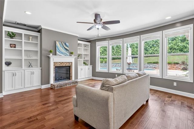 209 Enfield Lane, Mcdonough, GA 30252