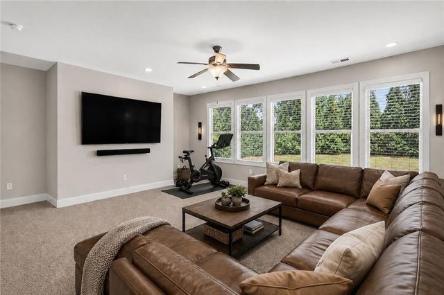 209 Enfield Lane, Mcdonough, GA 30252
