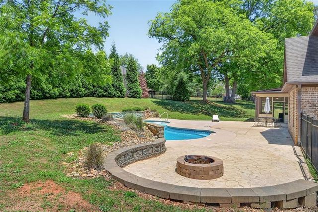 209 Enfield Lane, Mcdonough, GA 30252