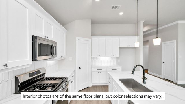 10220 Cabo Del Sol Drive, Cleveland, TX 77327