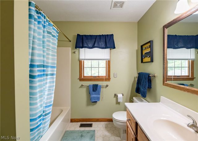 23 Brandywine Drive, Hudson, OH 44236