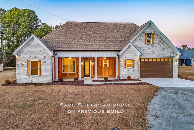 6671 Old Bucksville Rd., Conway, SC 29527