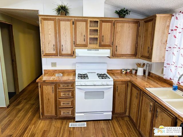 17640 Corkill Road 54, Desert Hot Springs, CA 92241
