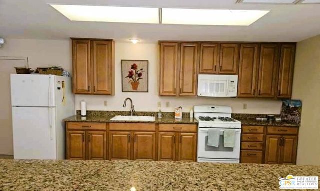 17640 Corkill Road 54, Desert Hot Springs, CA 92241