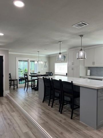 182 County Road 257, Matagorda, TX 77457