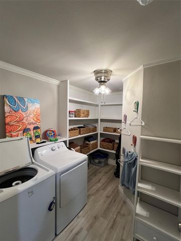 182 County Road 257, Matagorda, TX 77457