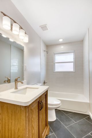 915 Grigsby Avenue 201, Dallas, TX 75204