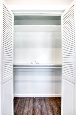 915 Grigsby Avenue 201, Dallas, TX 75204