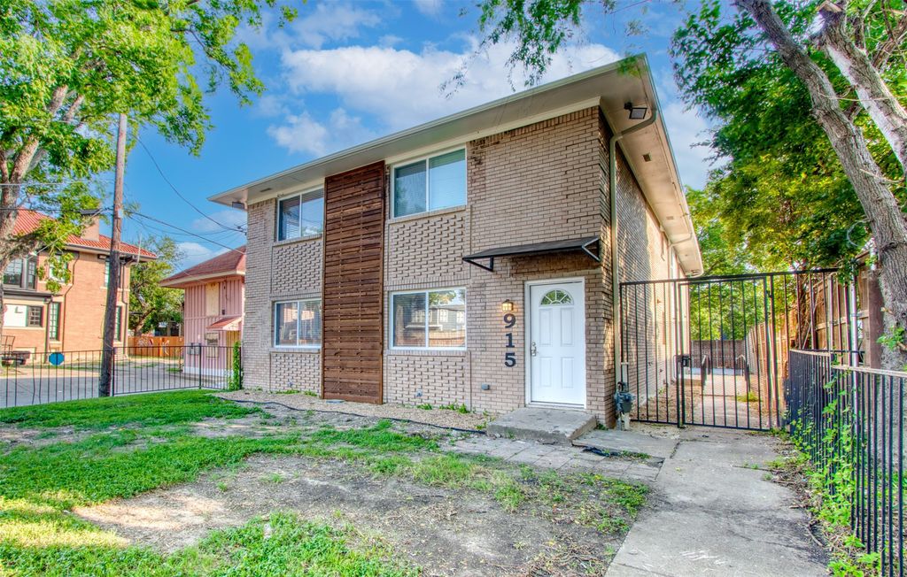 915 Grigsby Avenue 201, Dallas, TX 75204