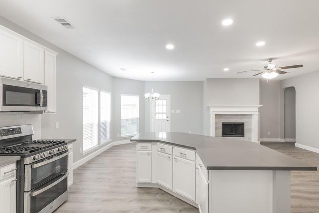 3143 W Hampton Drive, Houston, TX 77082