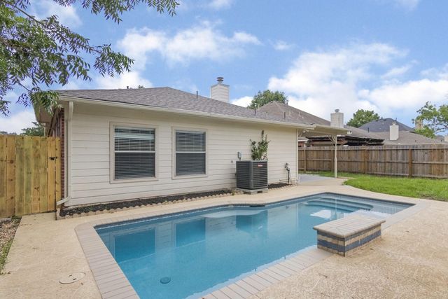 3143 W Hampton Drive, Houston, TX 77082