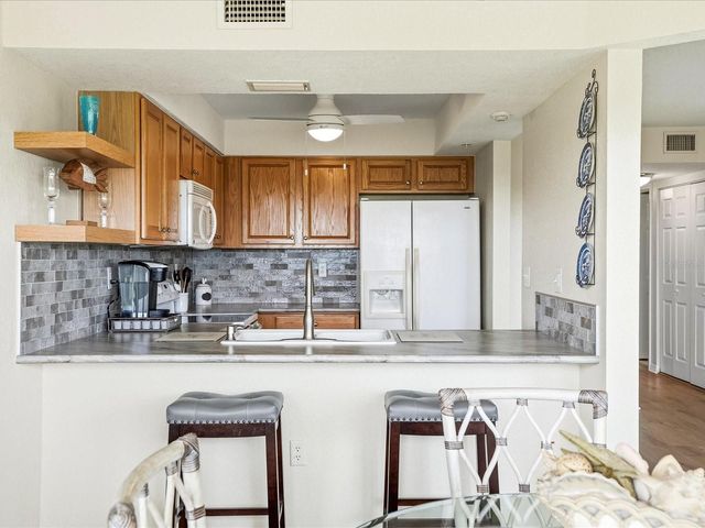 23465 HARBORVIEW ROAD 235, Punta Gorda, FL 33980