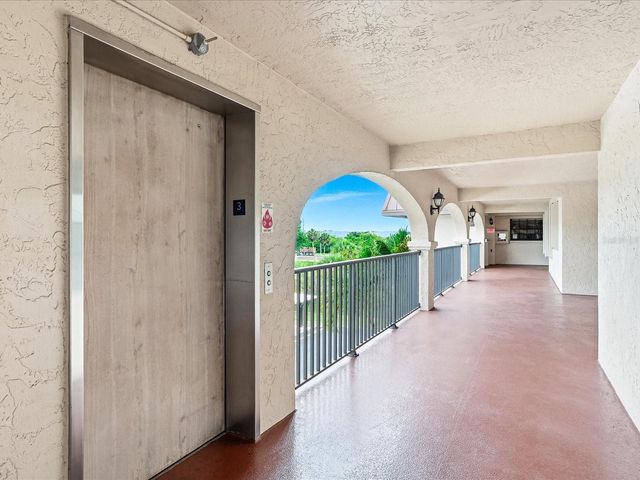 23465 HARBORVIEW ROAD 235, Punta Gorda, FL 33980