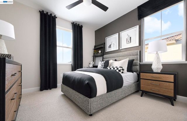 310 Hemingway Lane, Discovery Bay, CA 94505