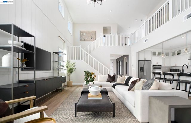 310 Hemingway Lane, Discovery Bay, CA 94505