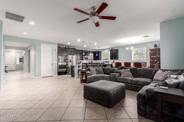 3038 W LYNNE Lane, Phoenix, AZ 85041