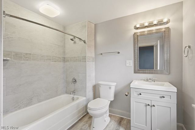 2209 Lamberton Road, Cleveland Heights, OH 44118