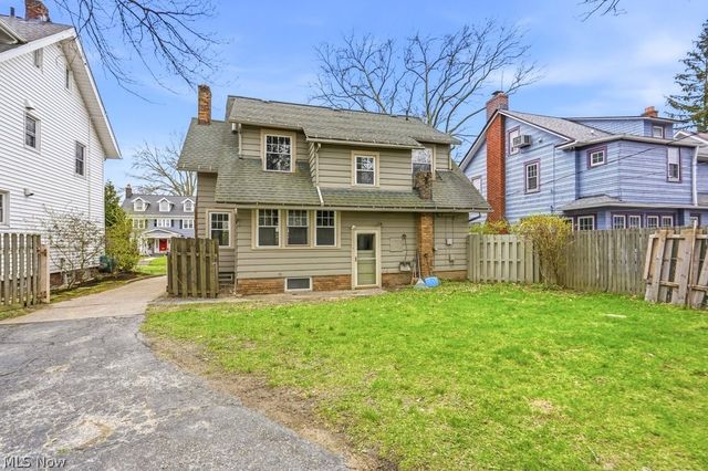 2209 Lamberton Road, Cleveland Heights, OH 44118