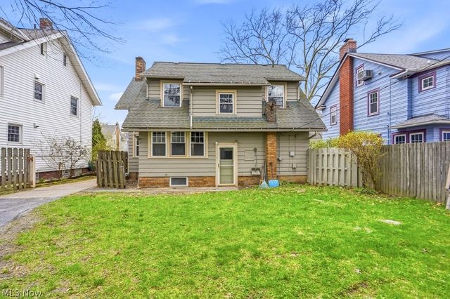 2209 Lamberton Road, Cleveland Heights, OH 44118