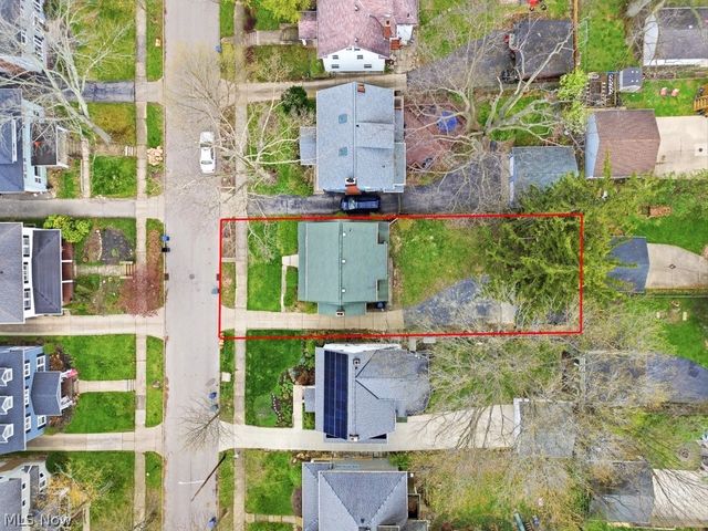 2209 Lamberton Road, Cleveland Heights, OH 44118