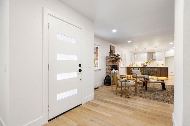 6929 Lisa Marie Way, Carmichael, CA 95608