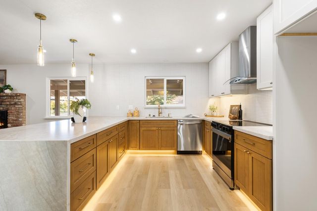 6929 Lisa Marie Way, Carmichael, CA 95608