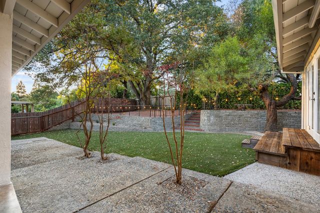 6929 Lisa Marie Way, Carmichael, CA 95608