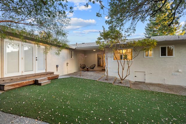 6929 Lisa Marie Way, Carmichael, CA 95608