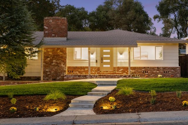6929 Lisa Marie Way, Carmichael, CA 95608