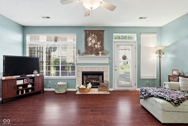 1019 Grovewood Drive, Beech Grove, IN 46107