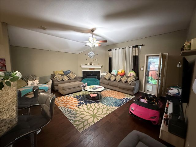 1619 Mineral Springs Drive, Allen, TX 75002
