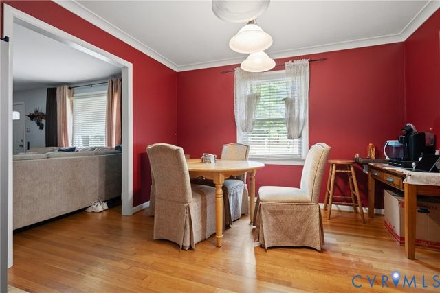 8374 Burnside Dr, Mechanicsville, VA 23116