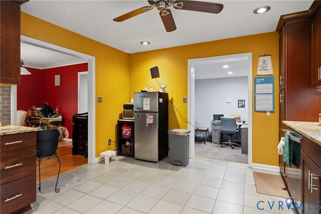 8374 Burnside Dr, Mechanicsville, VA 23116