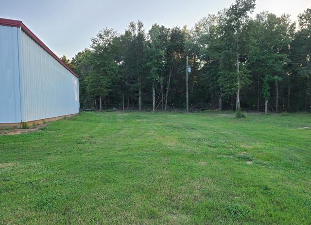 1167 County Road 2125, Crockett, TX 75835