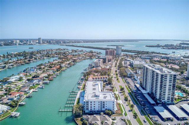 415 ISLAND WAY 201, Clearwater Beach, FL 33767