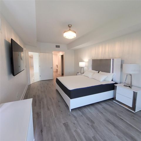 415 ISLAND WAY 201, Clearwater Beach, FL 33767