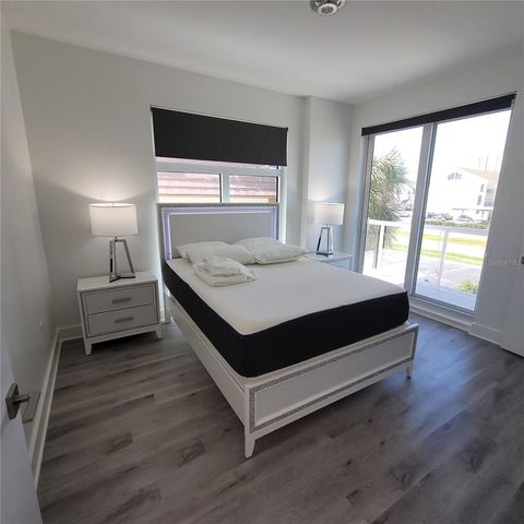 415 ISLAND WAY 201, Clearwater Beach, FL 33767