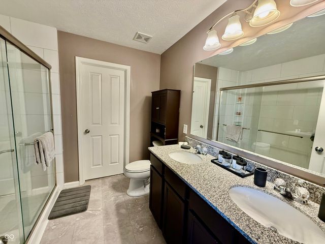 2673 Night Hawk Road, Greenwood, IN 46143