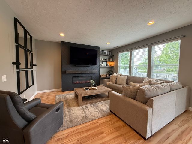 2673 Night Hawk Road, Greenwood, IN 46143