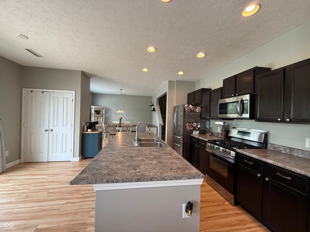 2673 Night Hawk Road, Greenwood, IN 46143