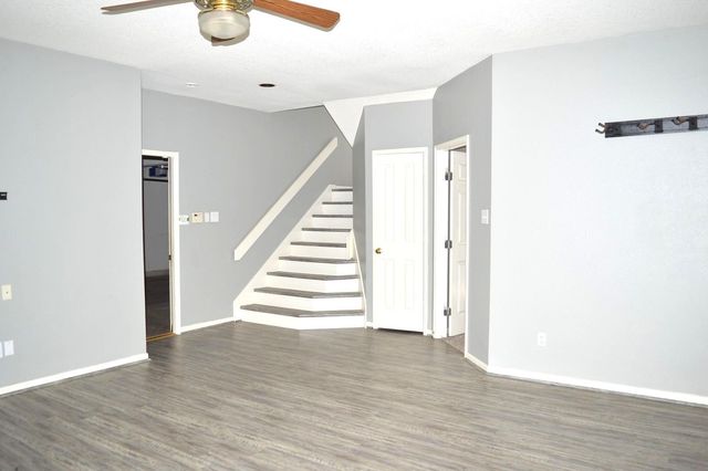43 Glade Bank Place, Spring, TX 77382