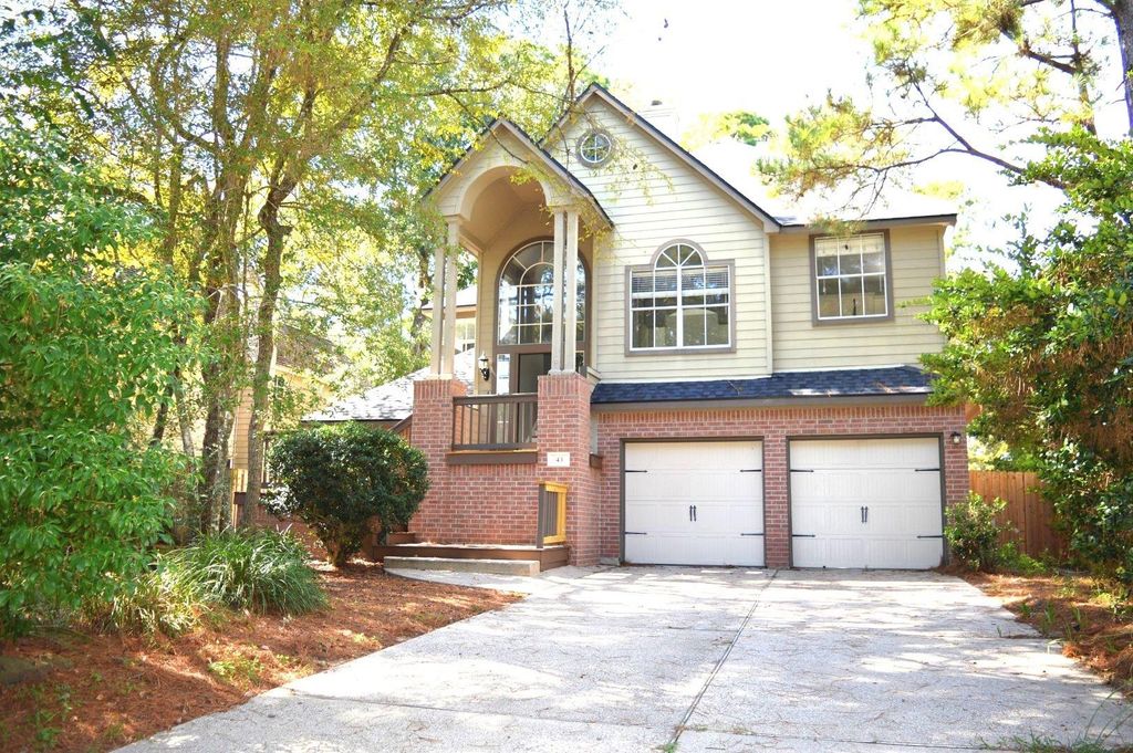 43 Glade Bank Place, Spring, TX 77382