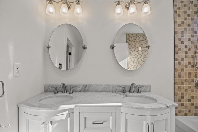 2821 Broad Street, Durham, NC 27704