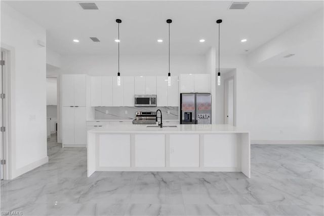 1308 Lee AVE, Lehigh Acres, FL 33972