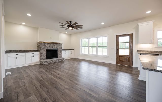 2672 Coleytown Rd, Lafayette, TN 37083