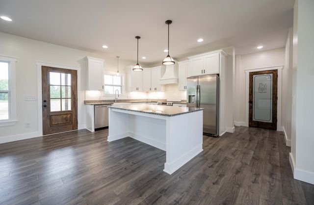 2672 Coleytown Rd, Lafayette, TN 37083